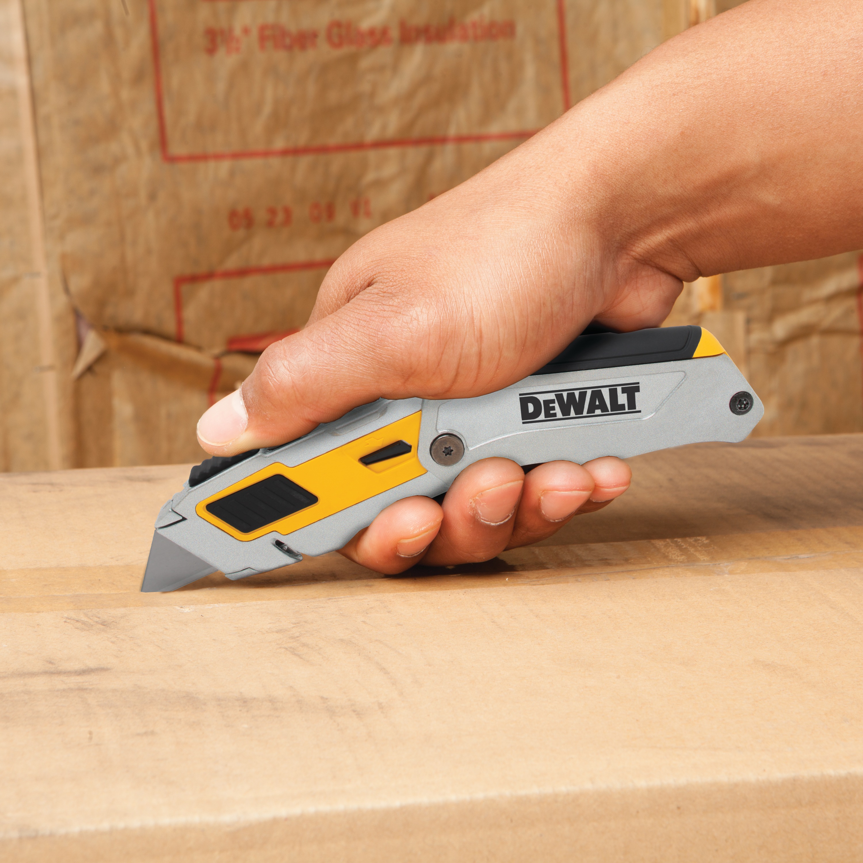 Premium Folding Retractable Utility Knife DWHT10296 DEWALT