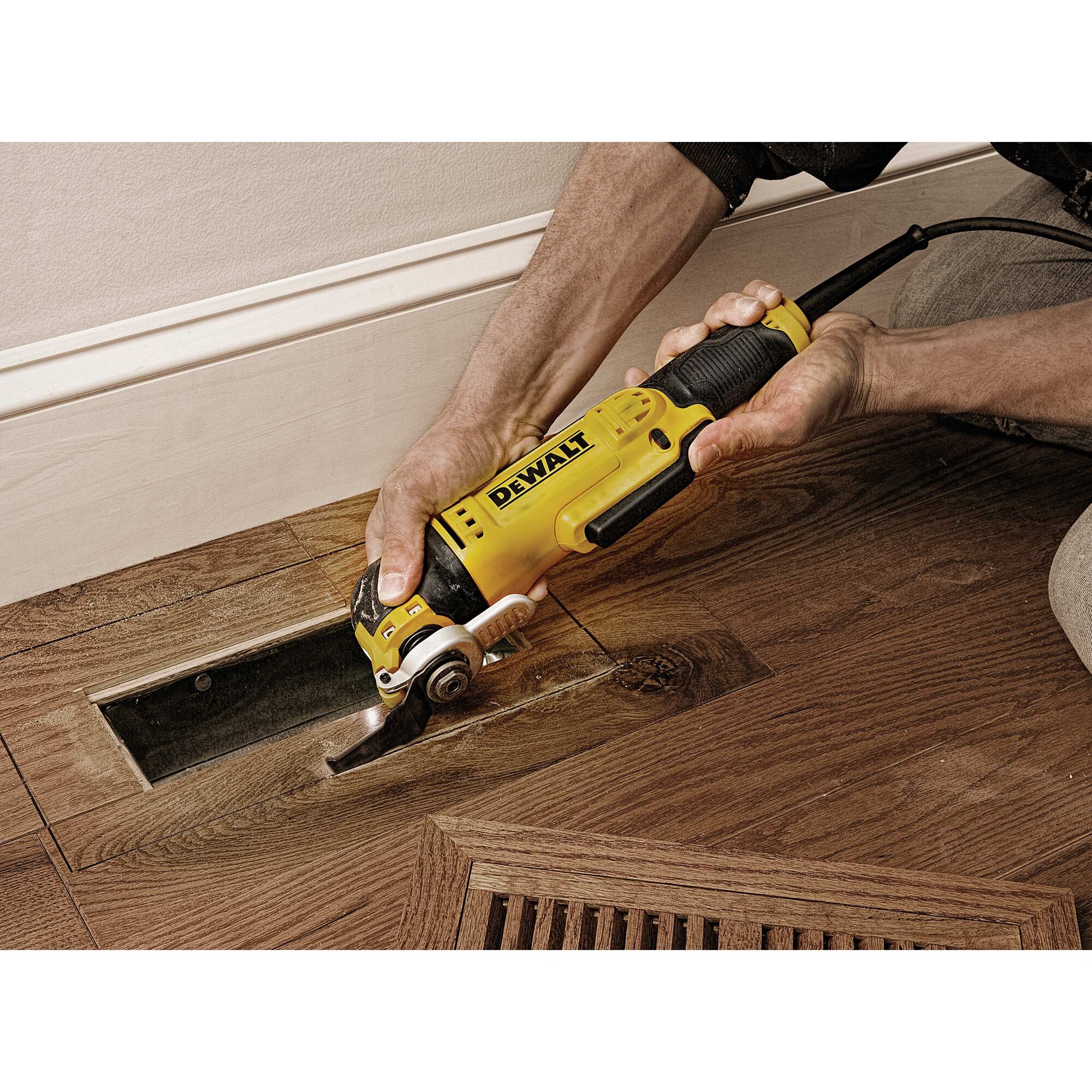 Oscillating Multi-Tool Kit | DEWALT