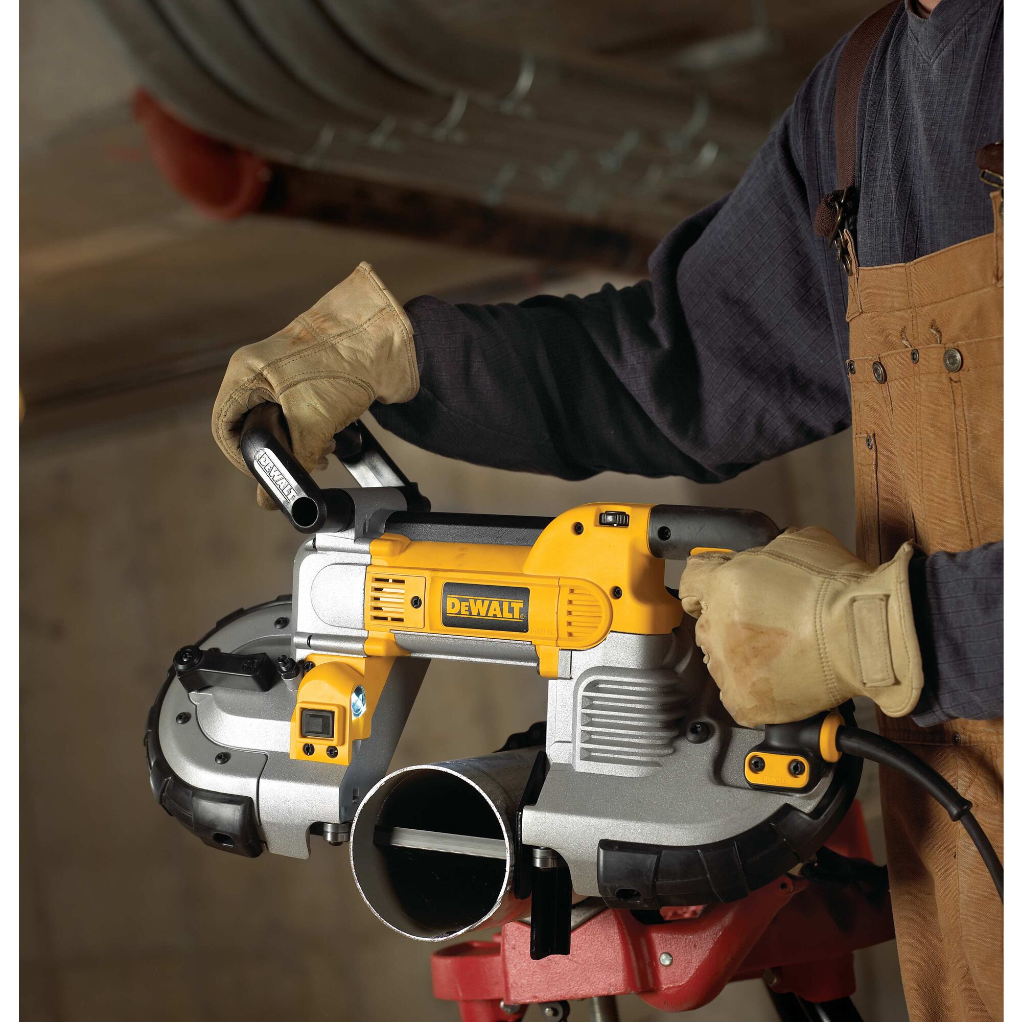 Deep Cut Band Saw DEWALT