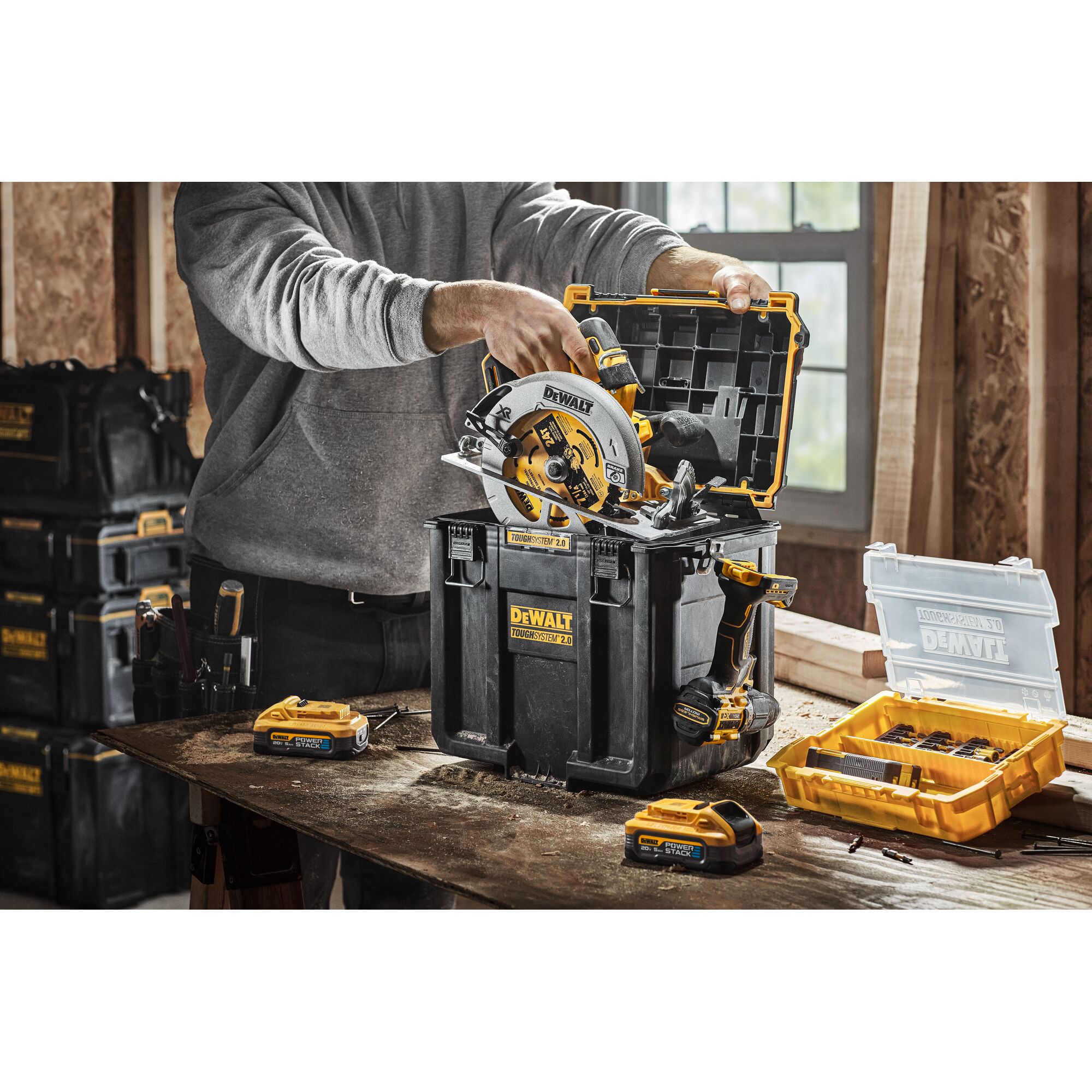 【破損有】デウォルト DEWALT TOUGHSYSTEM 2.0 収納ボックス TOUGHSYSTEM® 2.0 Deep Compact Toolbox | DEWALT