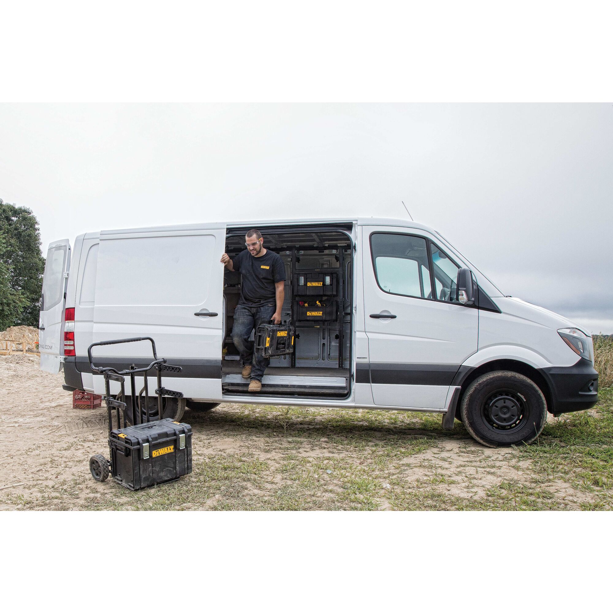 Dewalt tough system shop high van rack
