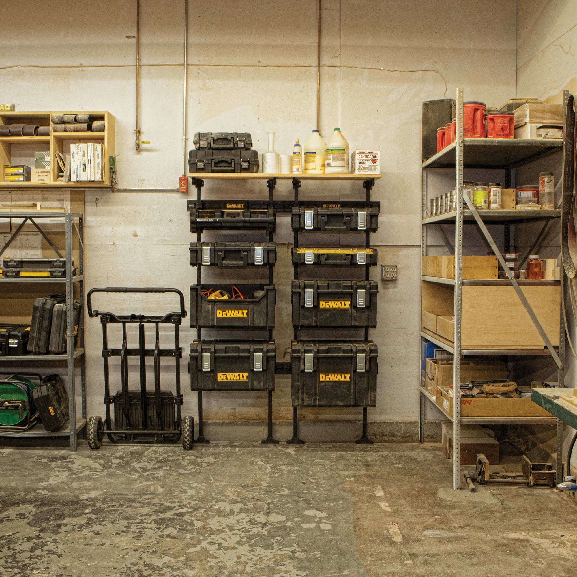 TOUGHSYSTEM Workshop Racking System DEWALT