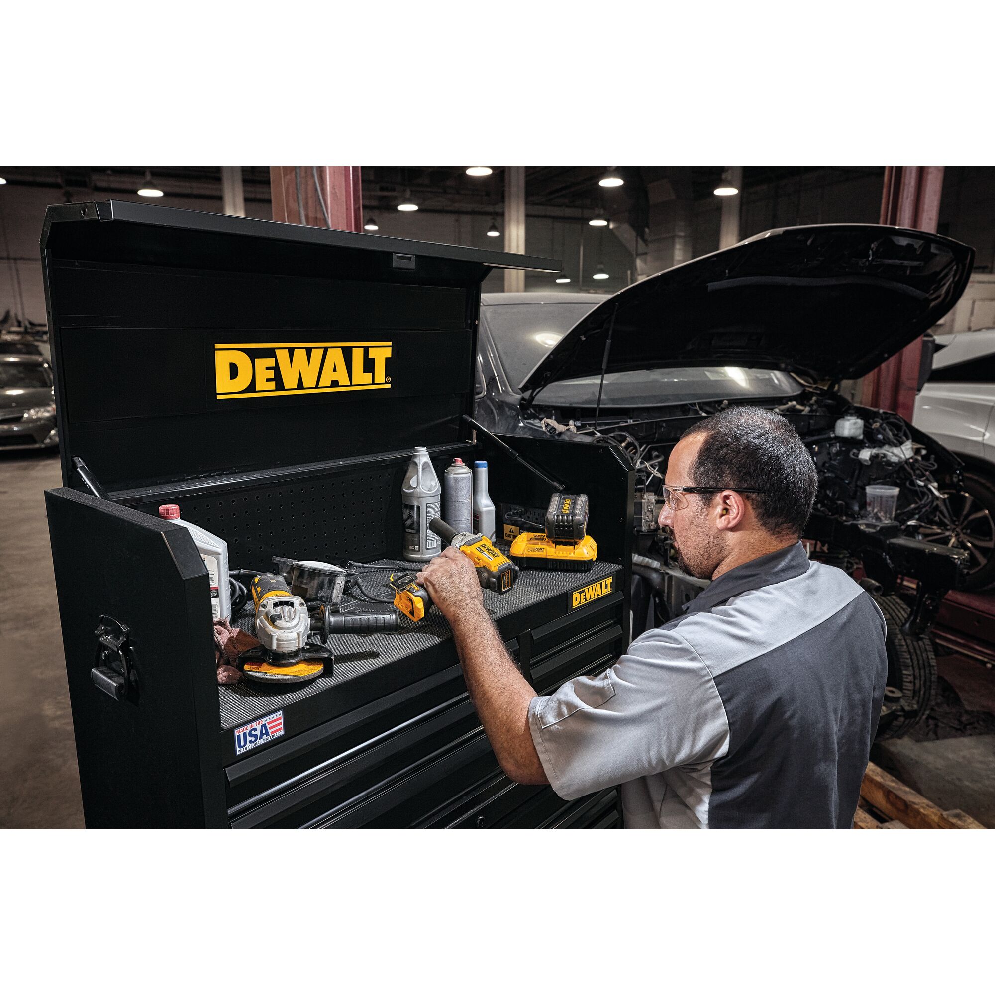 Dewalt 41 discount tool chest