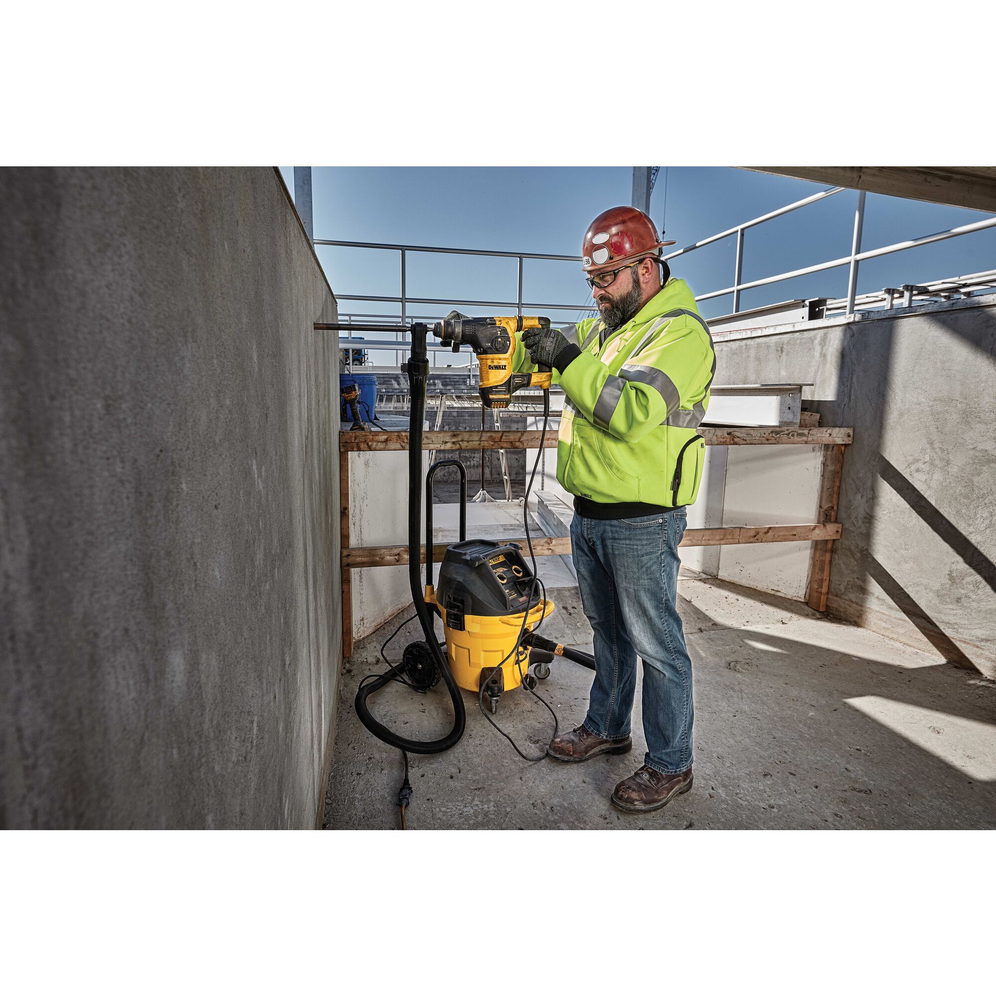 Dewalt dwv012 dust extractor deals