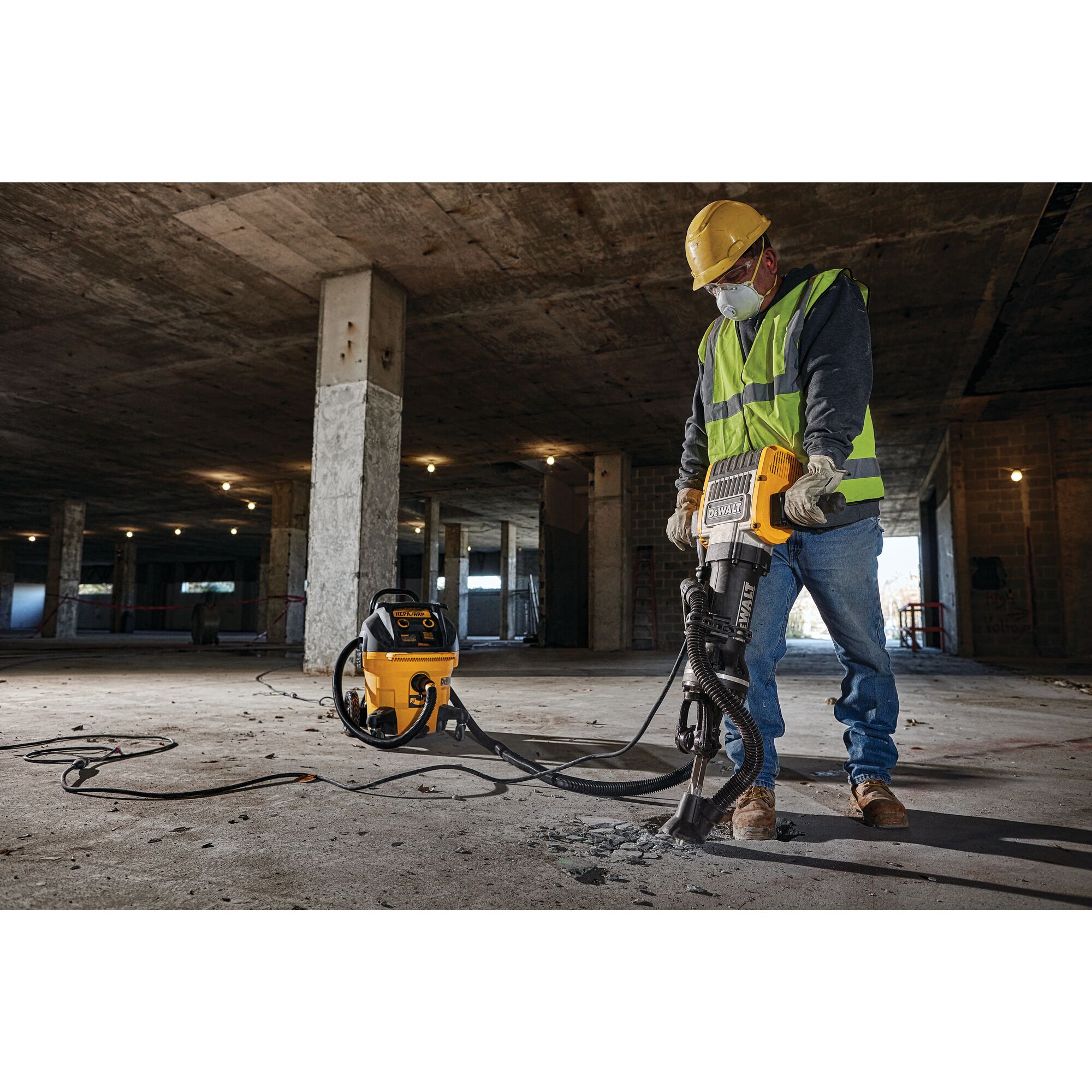 10 Gallon Wet Dry HEPA RRP Dust Extractor DEWALT