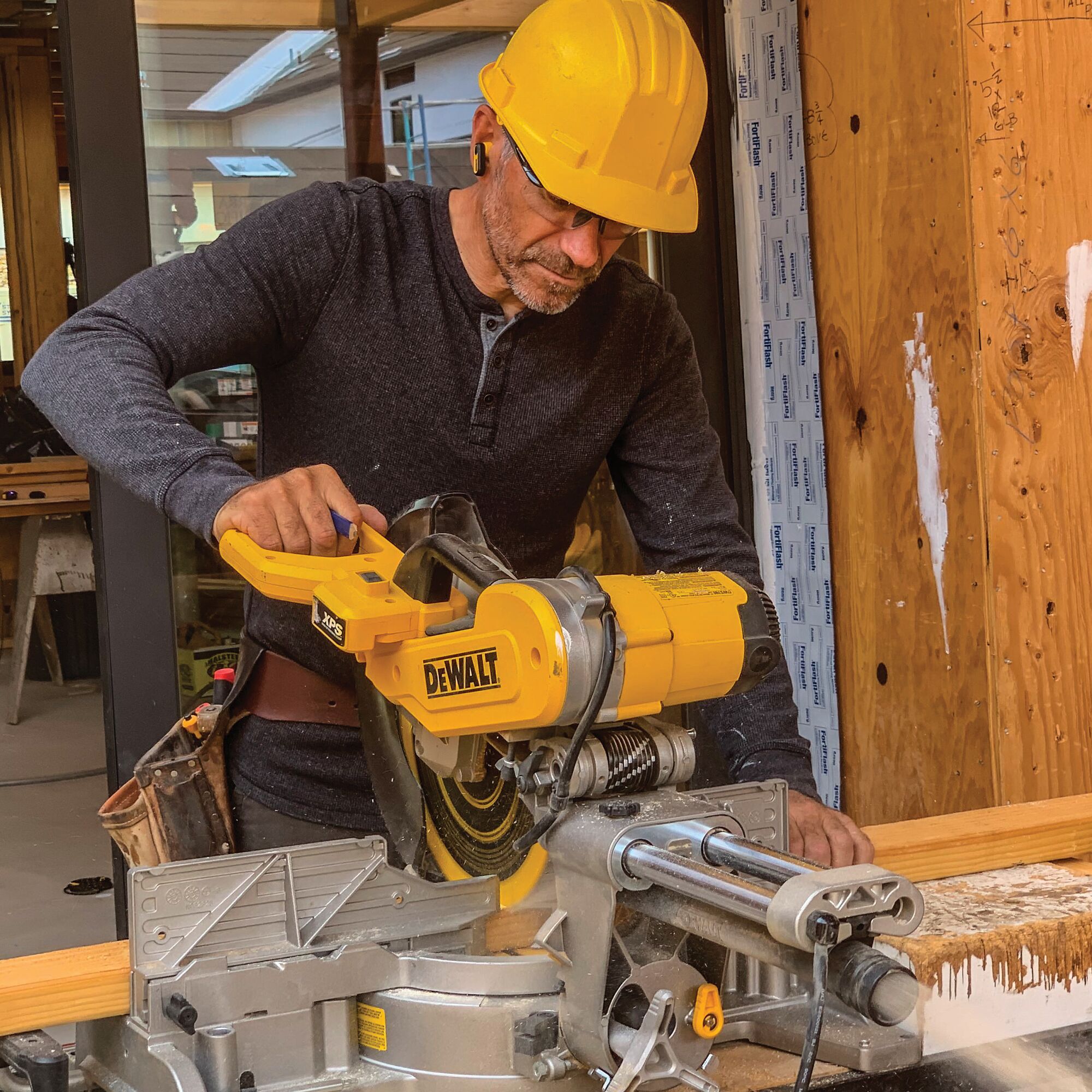 Dewalt earbuds hotsell home depot